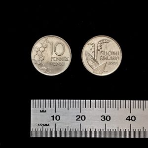 10 penni 16.3 mm silver color