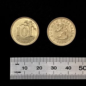 10 penni 20 mm gold color